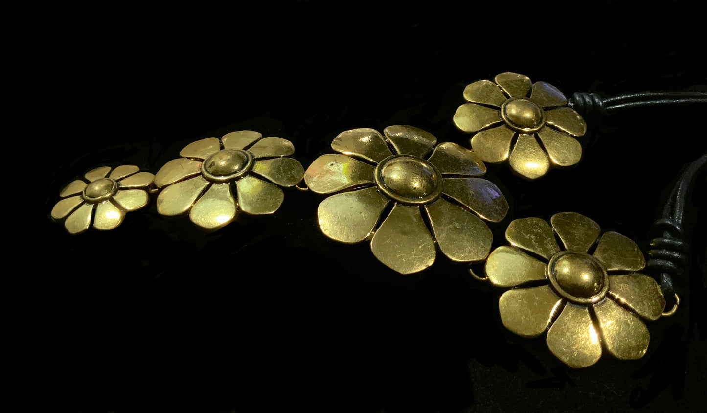 Fabulous Mod Gold Tone Flower Power Statement Necklace